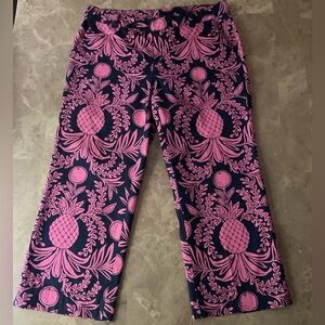 Lilly Pulitzer pineapple print vintage cropped capri pants cotton size 8 EUC